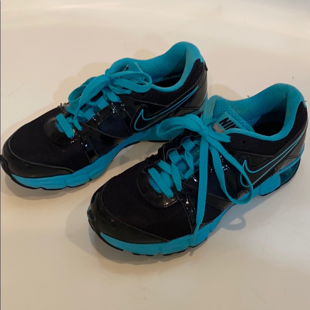Turquoise and Black Nike Reax Running Shoe